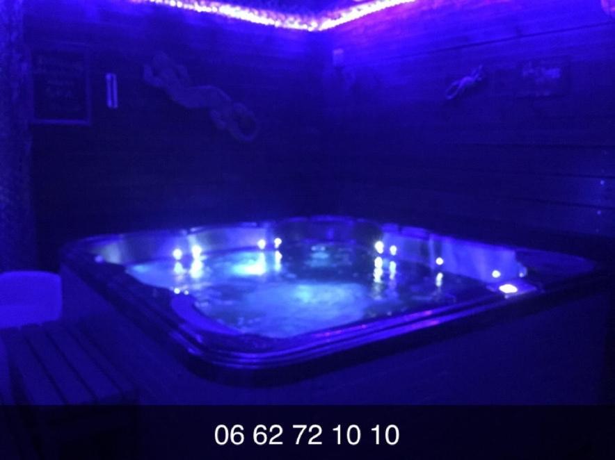 Jacuzzi Prive Chambre Et Table D Hotes Вовер Экстерьер фото
